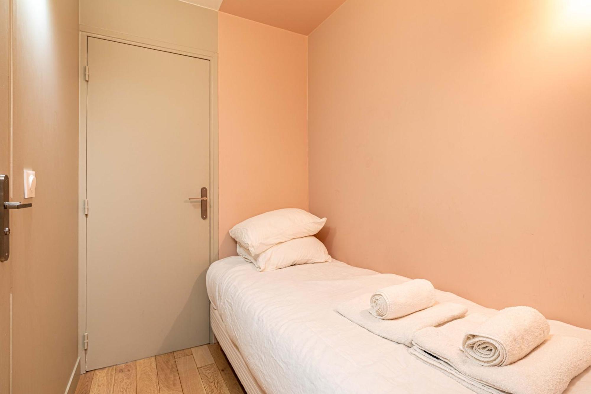 Quiet Apartment With Terrace&Ac-Le Marais/Bastille パリ エクステリア 写真